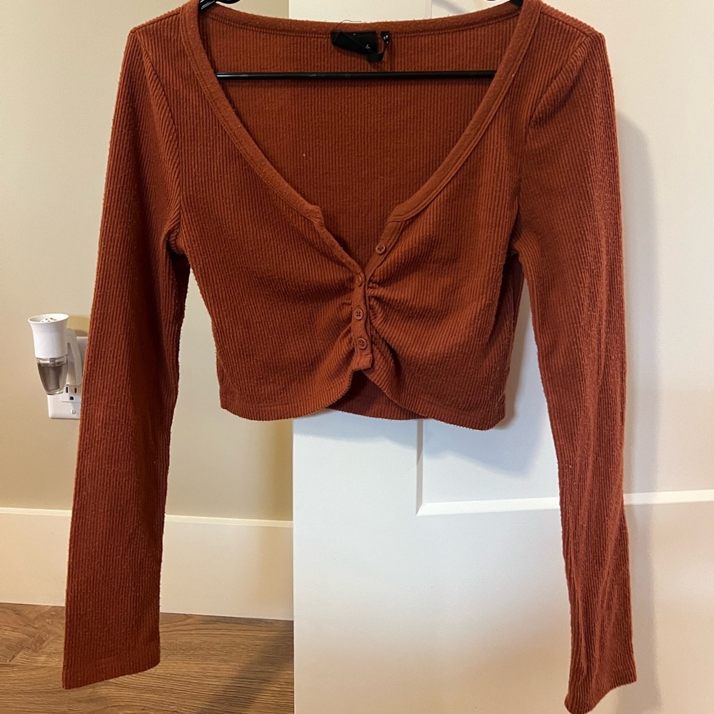 Women’s urban outfitters top
